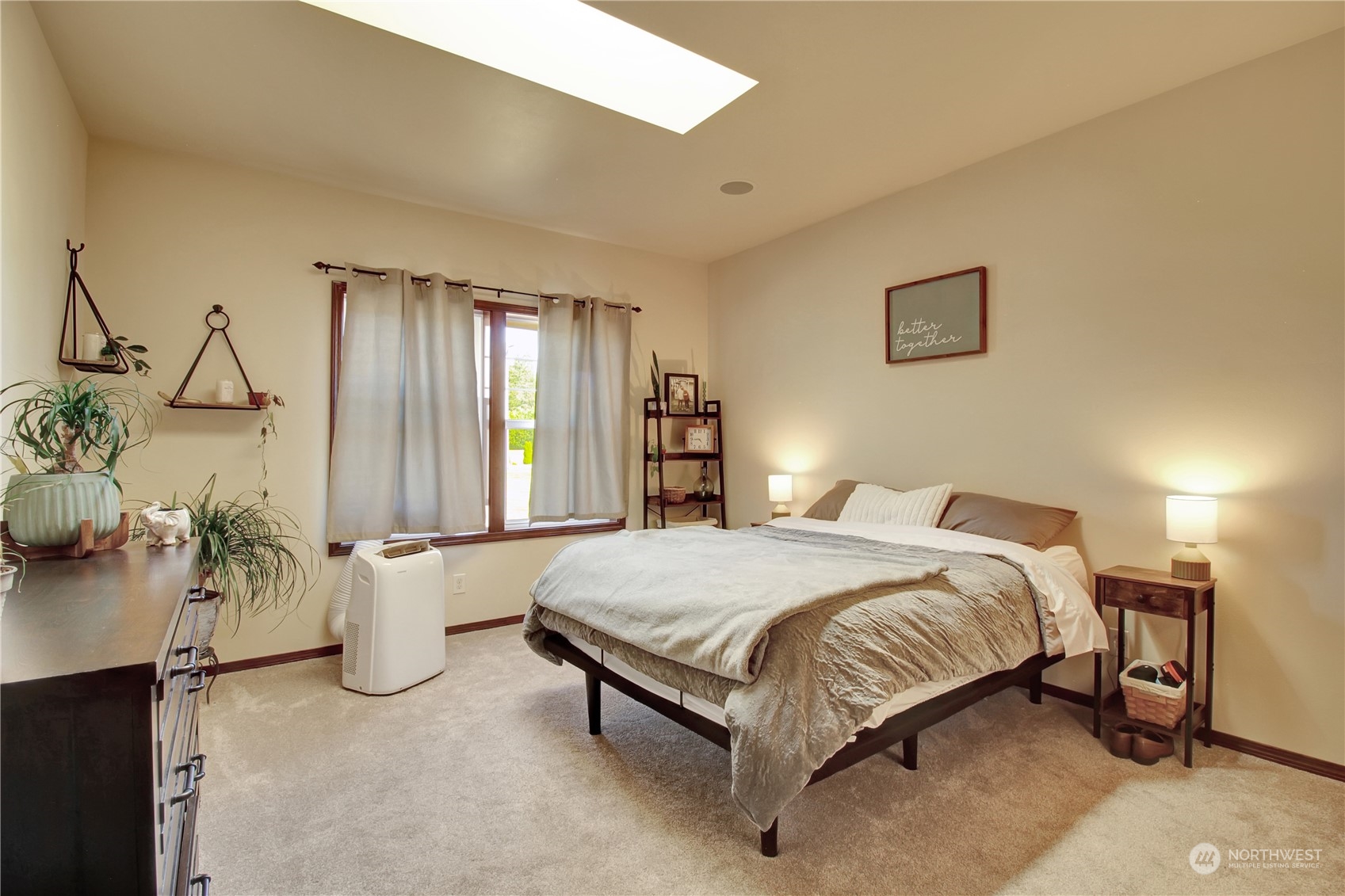 19820 15th Avenue NE