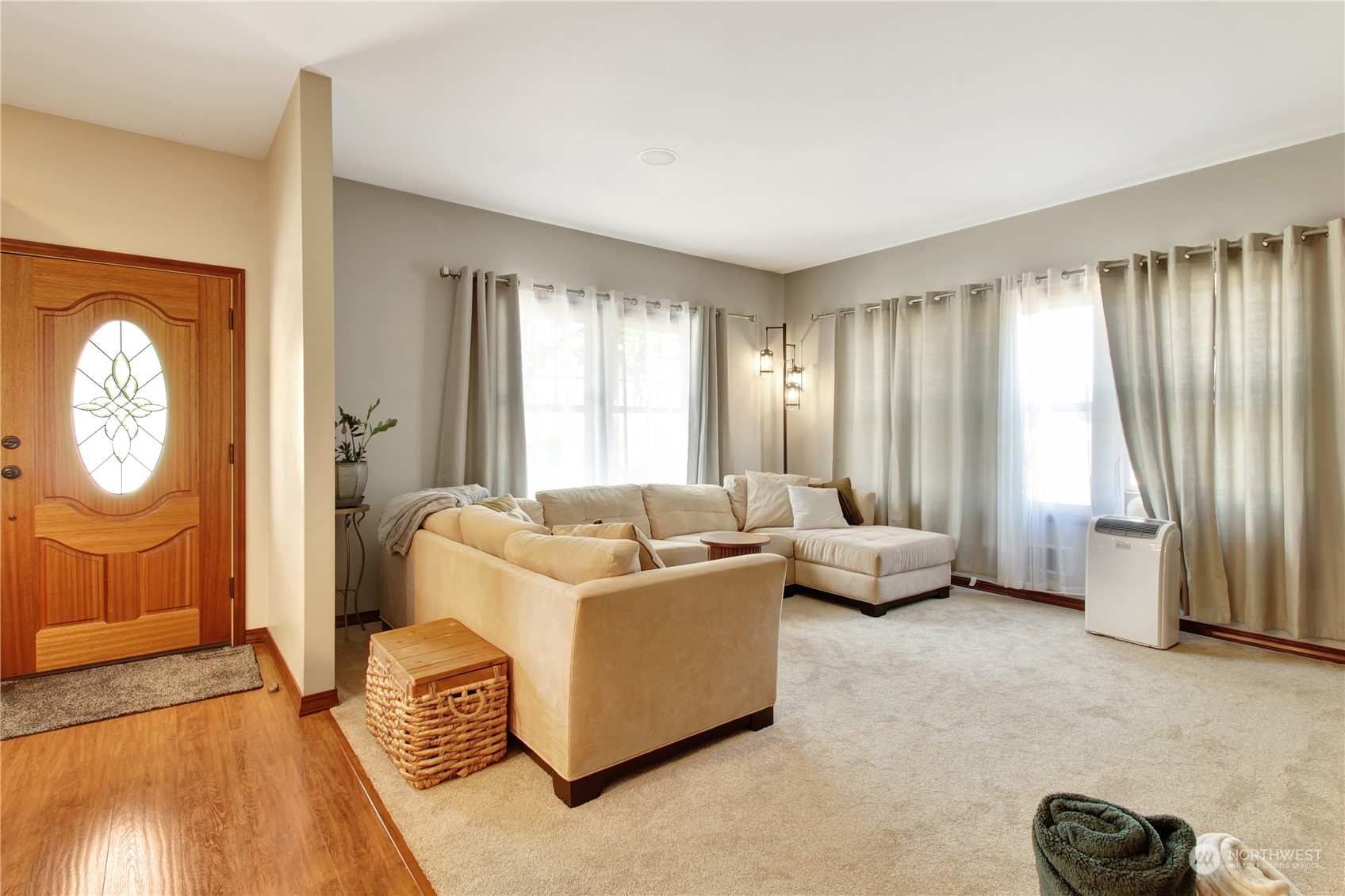 19820 15th Avenue NE