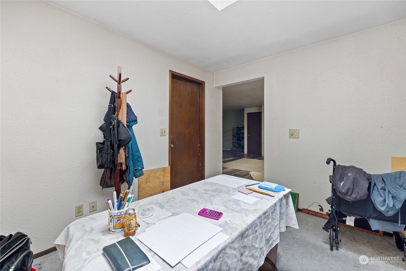 5216 W Tapps Drive E