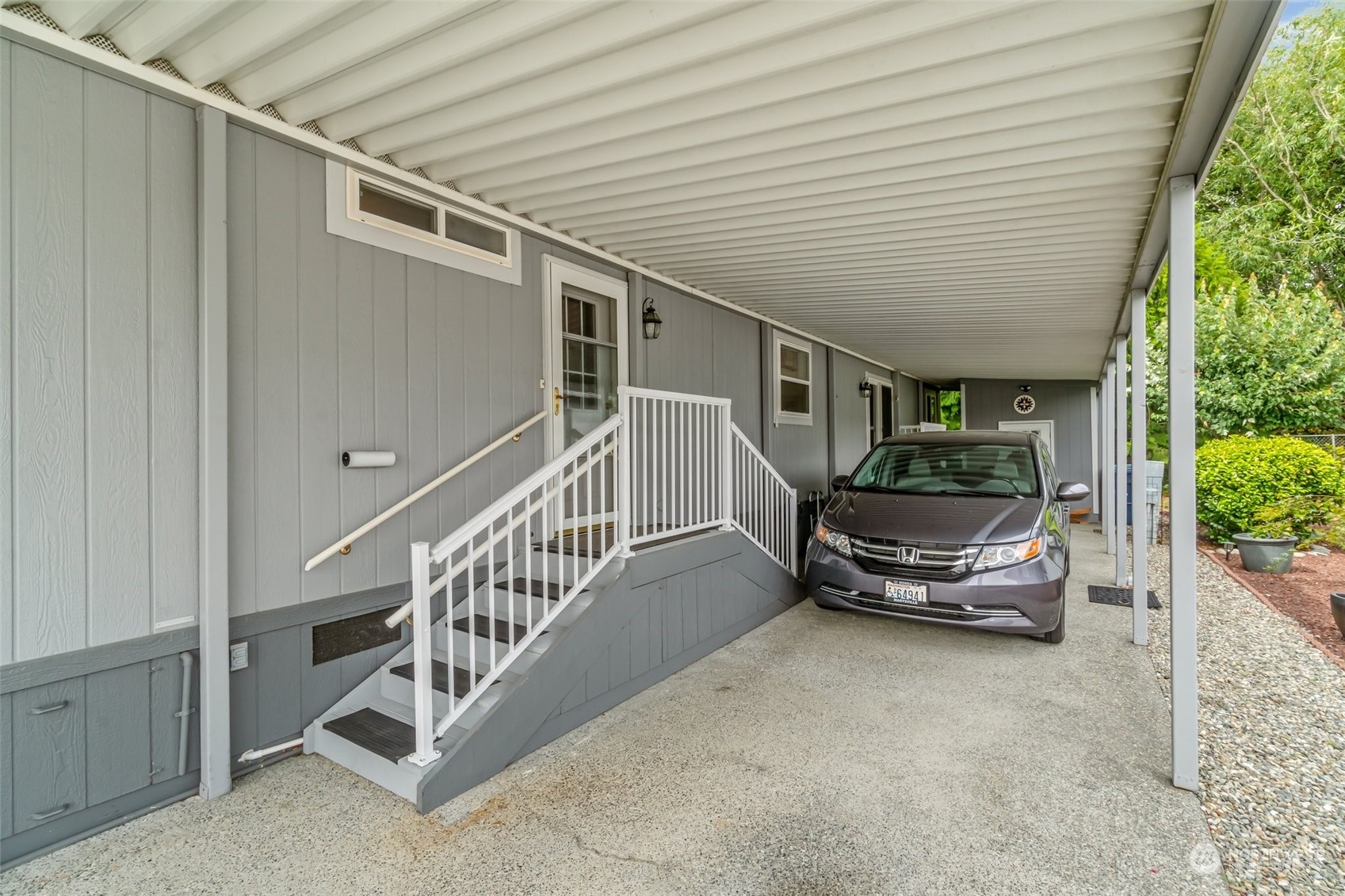 14727 43rd Avenue NE Unit: 8