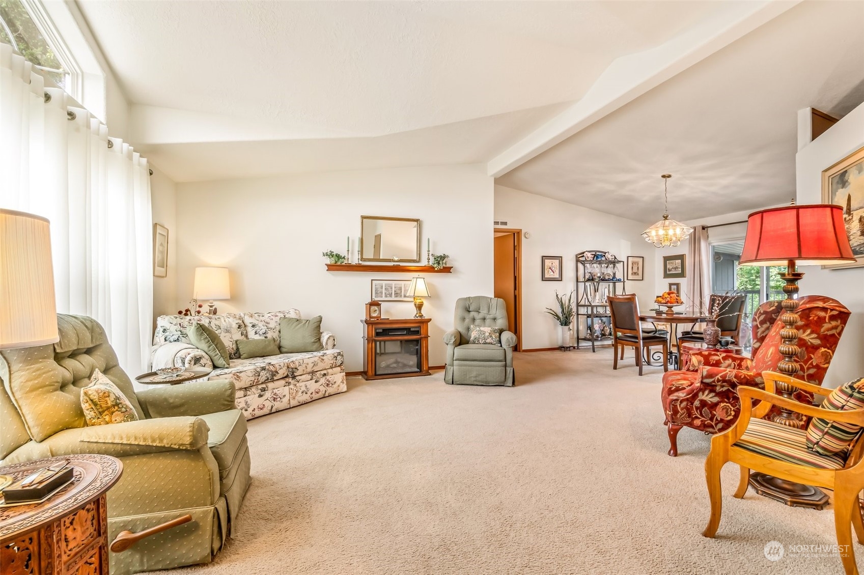 14727 43rd Avenue NE Unit: 8