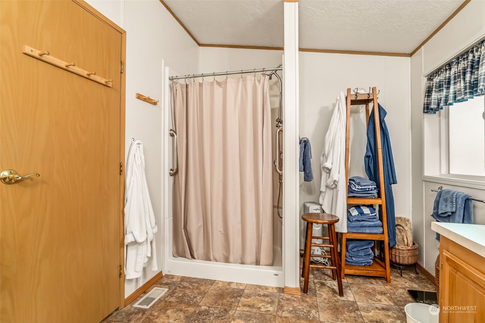 14727 43rd Avenue NE Unit: 8