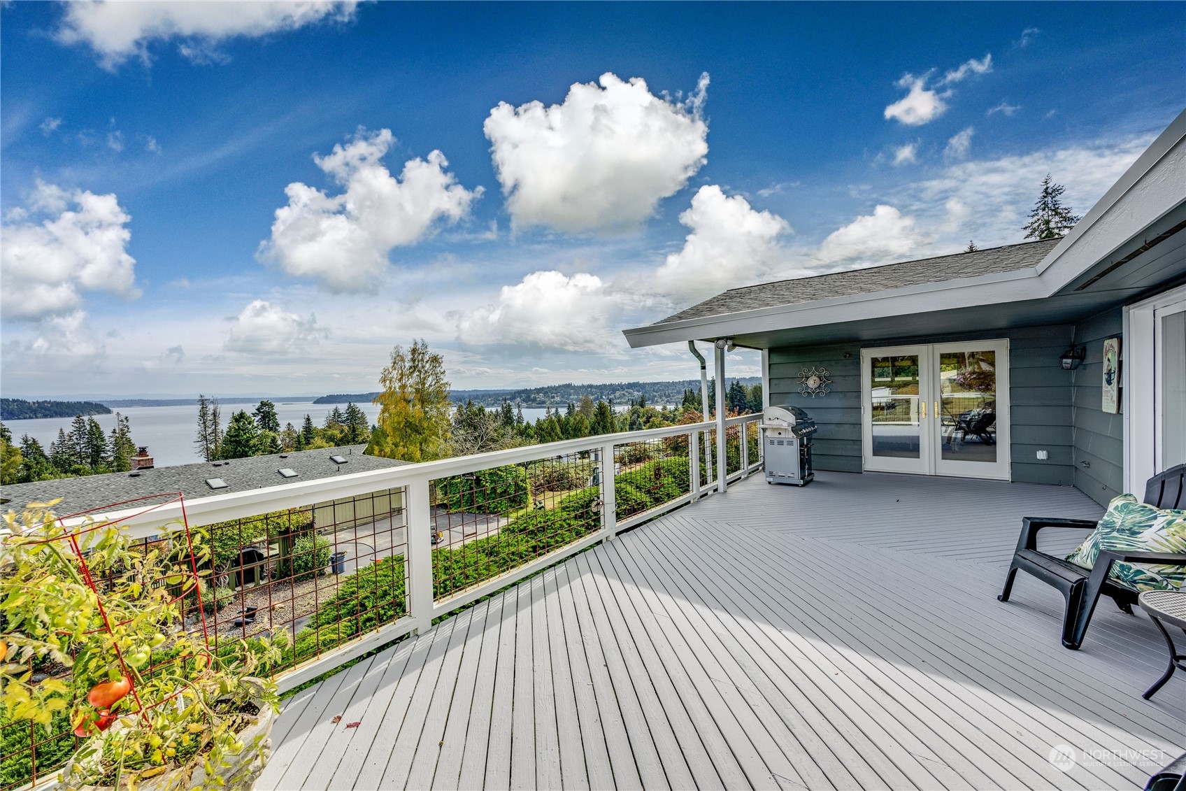 7952 SE Puget Heights Lane