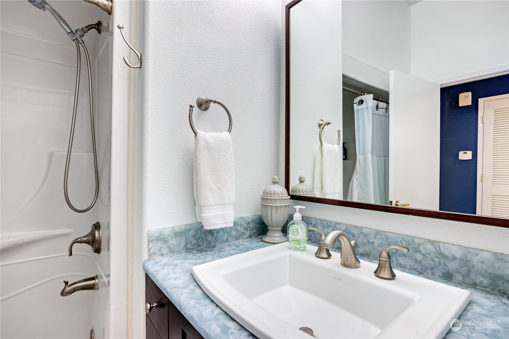 7952 SE Puget Heights Lane