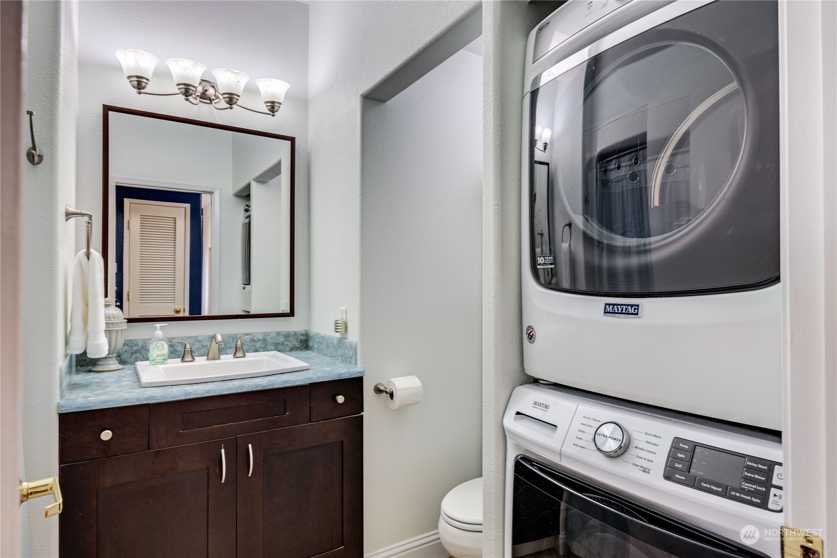 7952 SE Puget Heights Lane