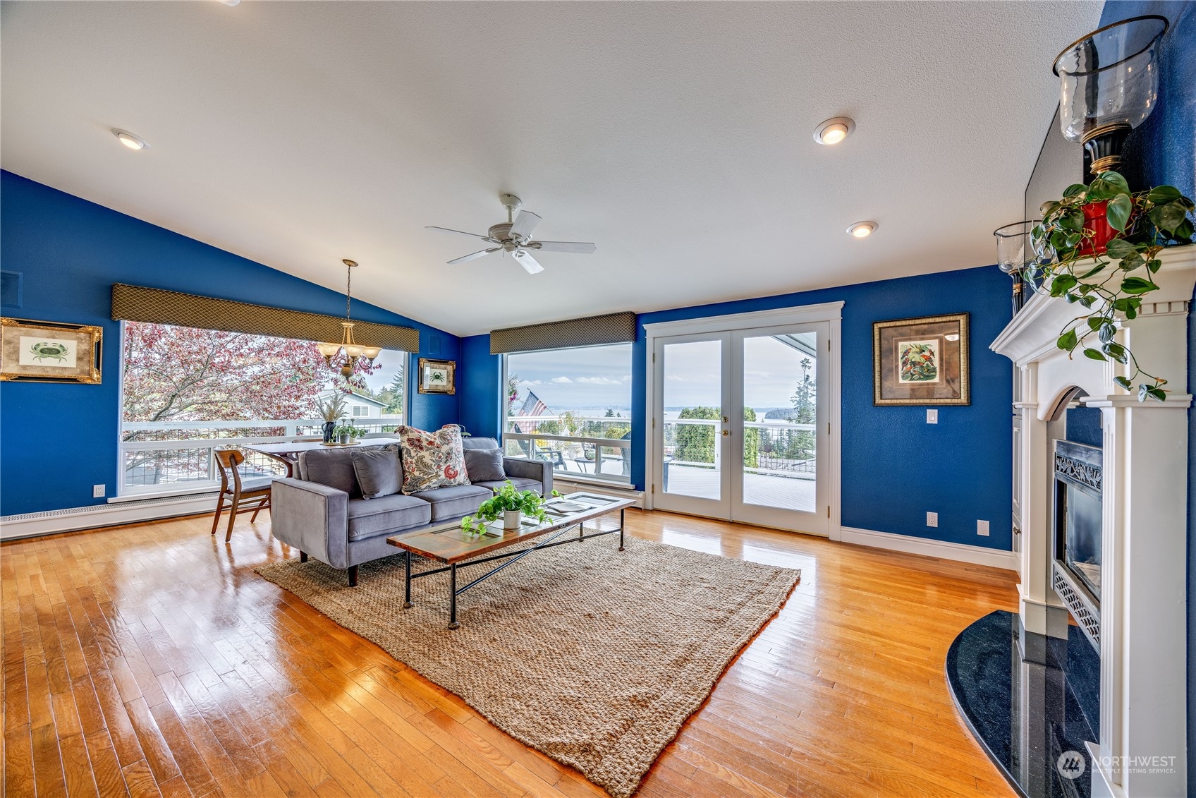 7952 SE Puget Heights Lane