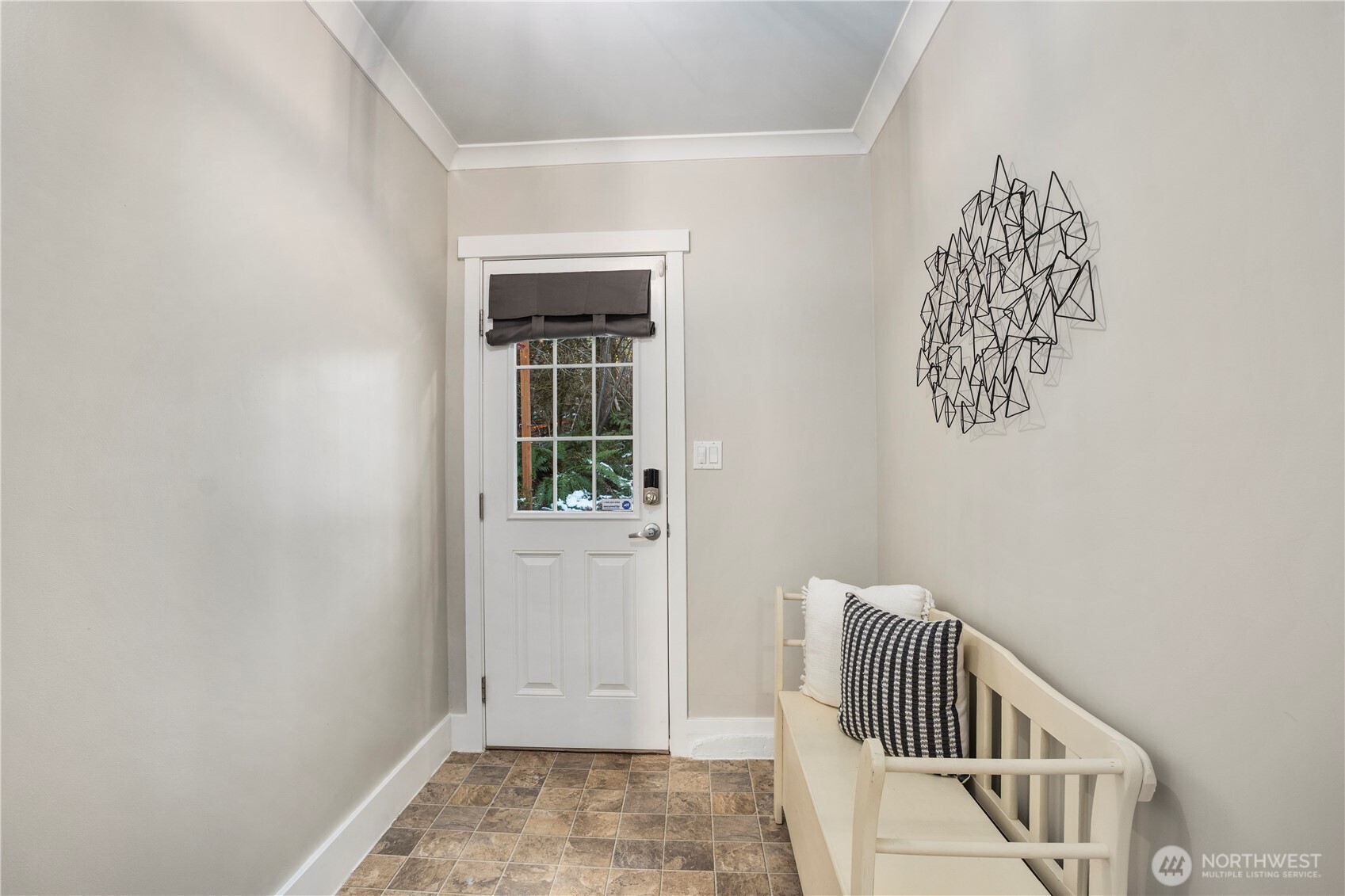 13425 N Echo Lake Road