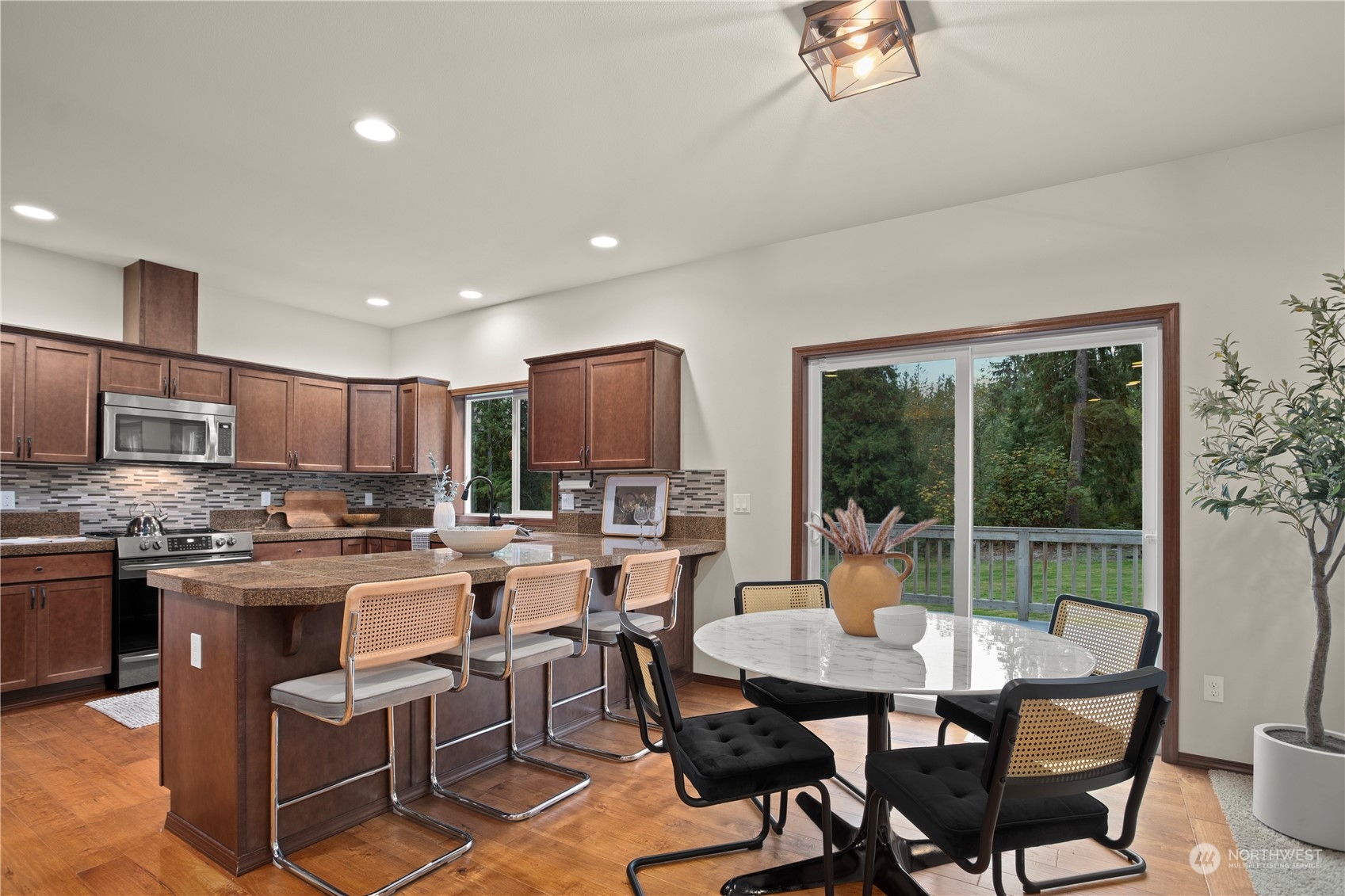 21419 72nd Street SE