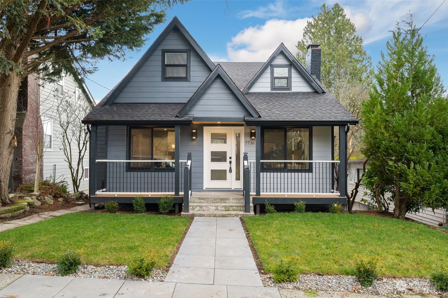7736 17th Ave NE