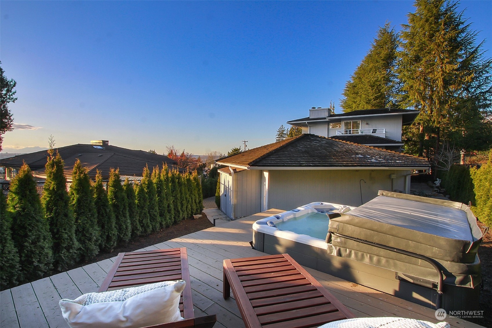 10439 NE 52nd Street