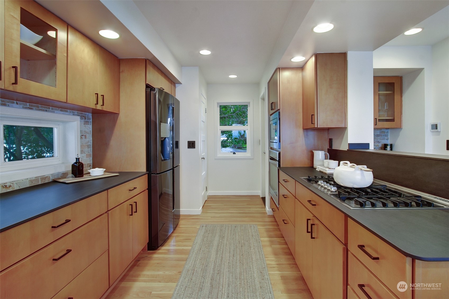 10439 NE 52nd Street