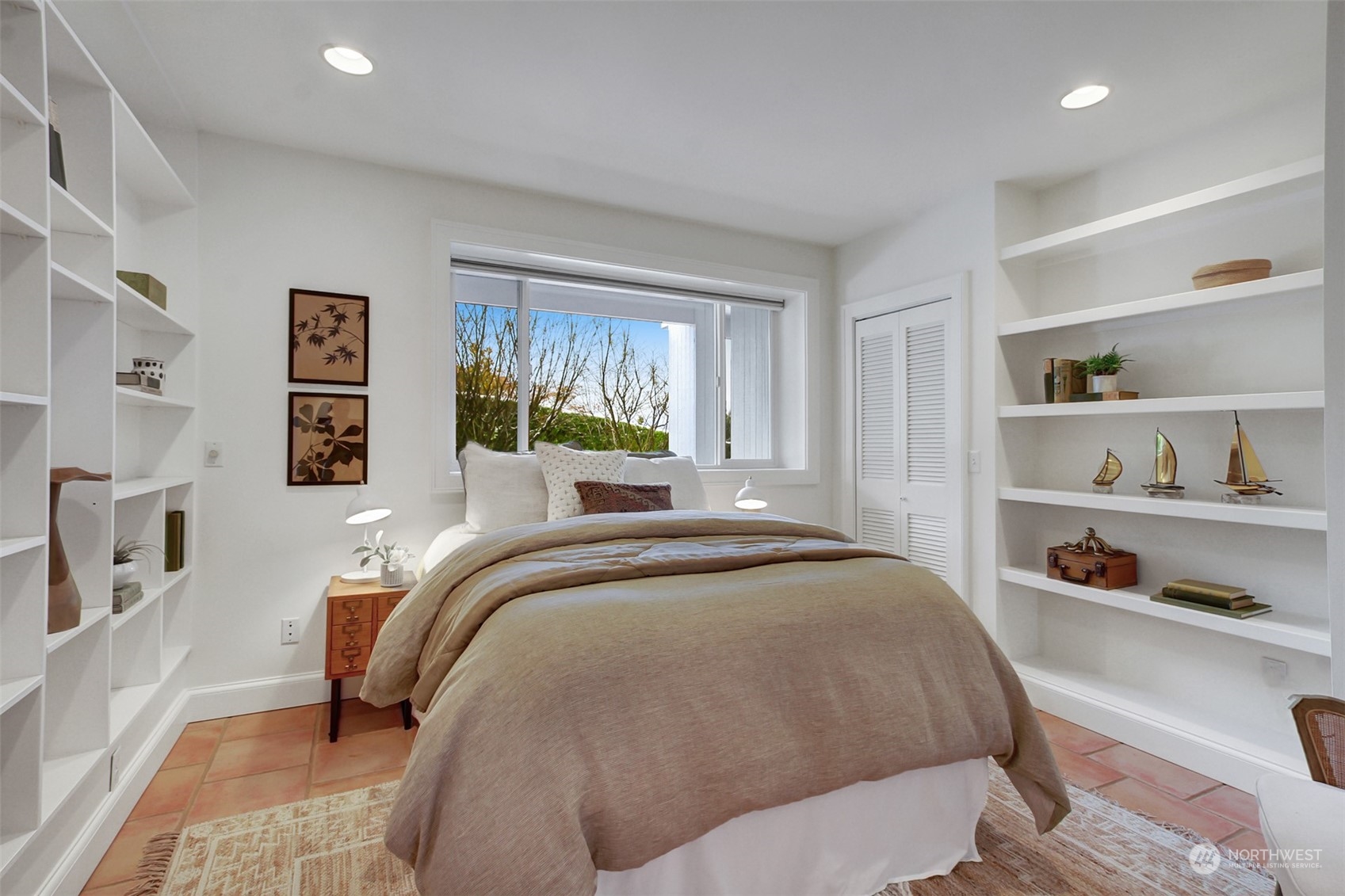 10439 NE 52nd Street