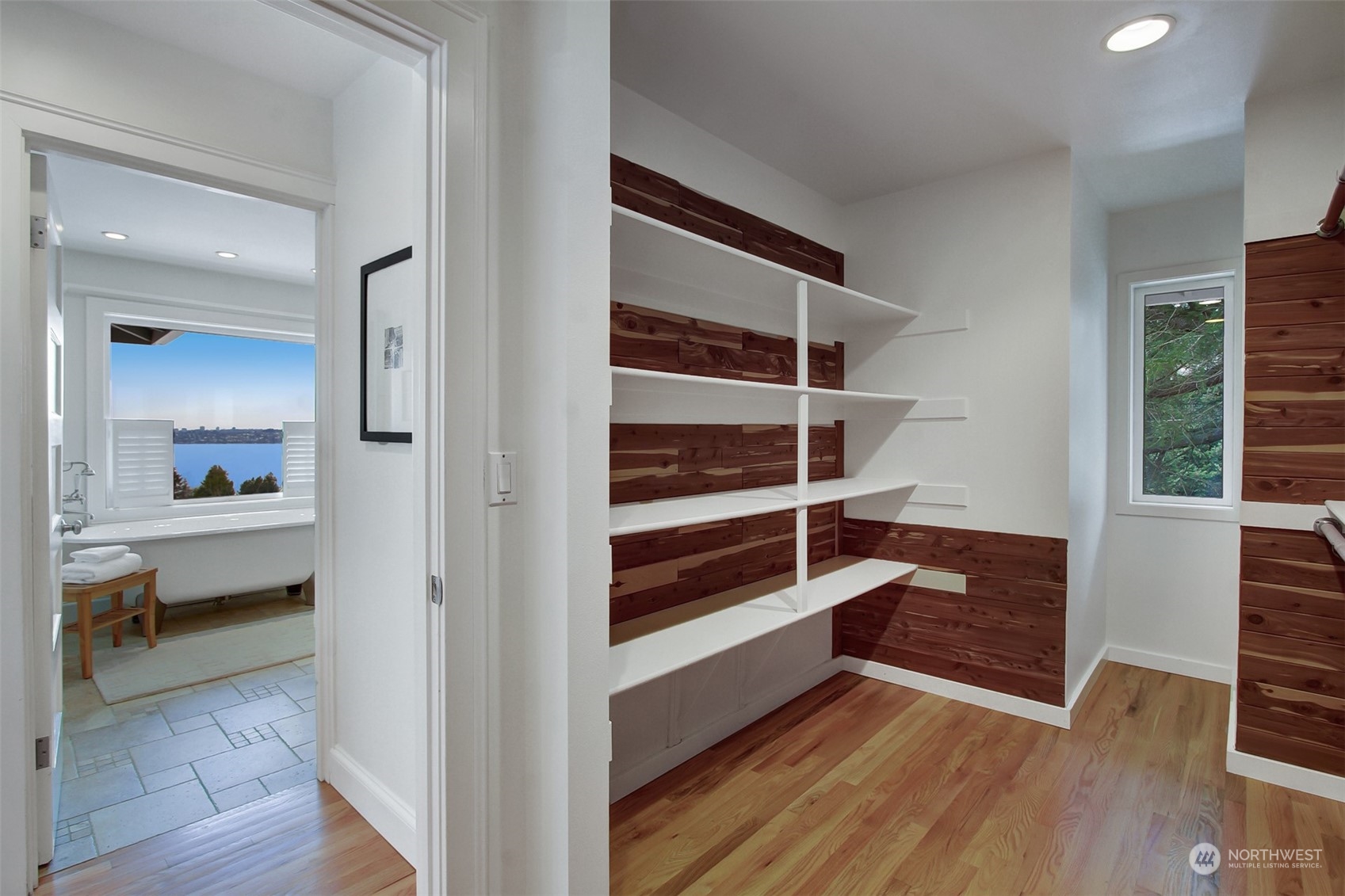 10439 NE 52nd Street