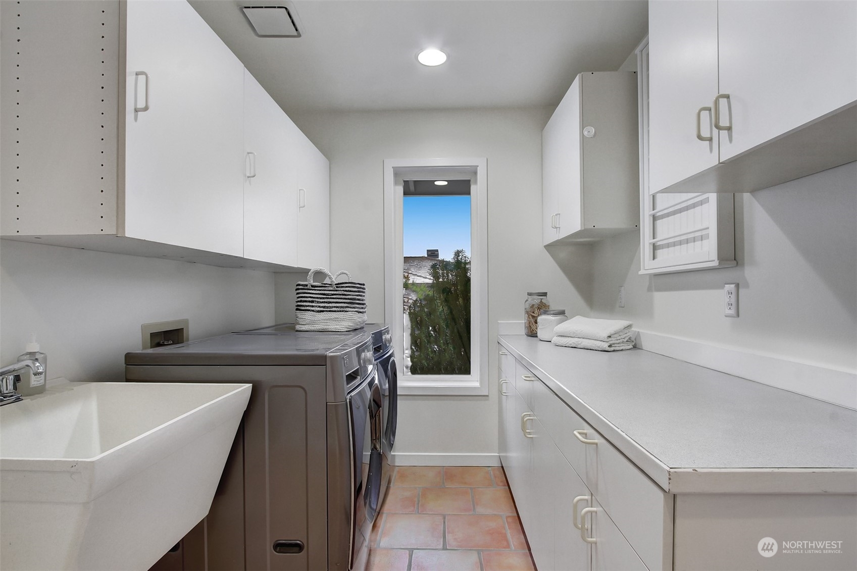 10439 NE 52nd Street