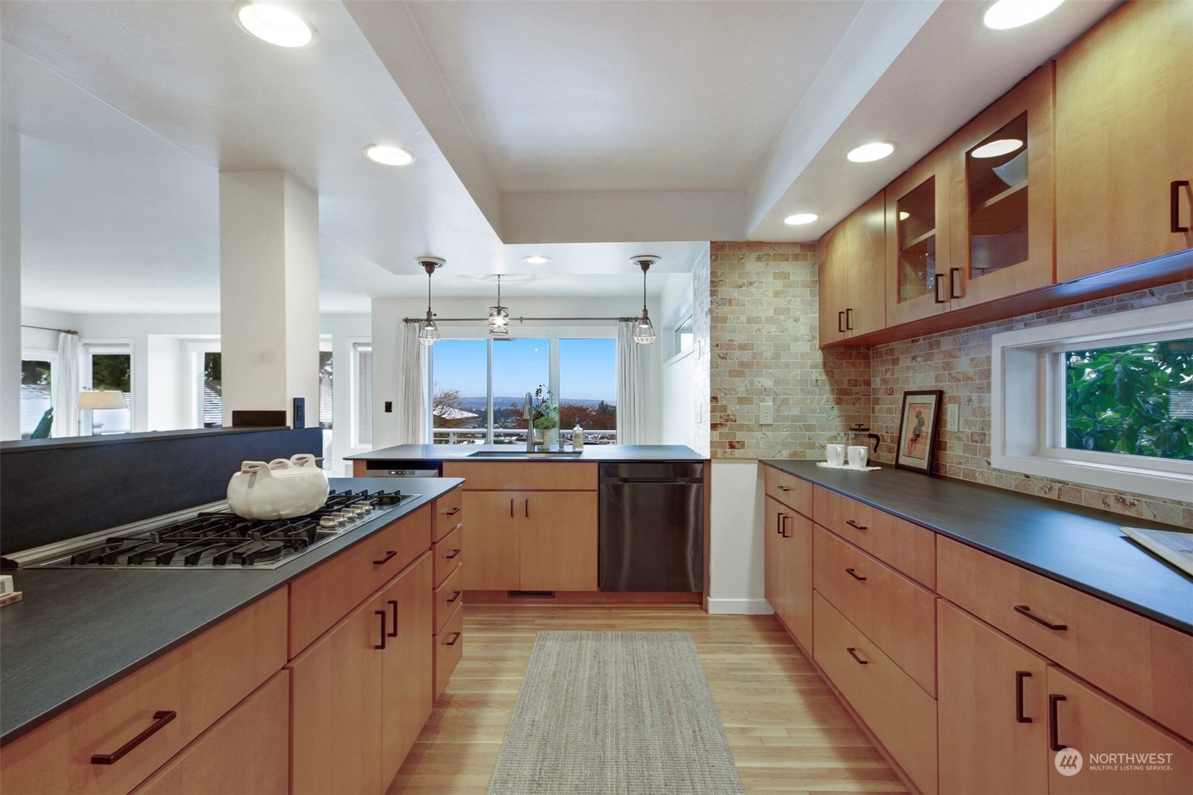 10439 NE 52nd Street