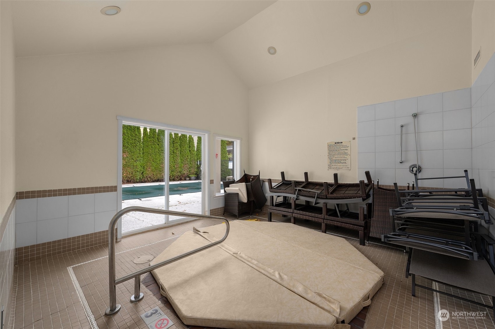 11305 NE 128th Street Unit: C102