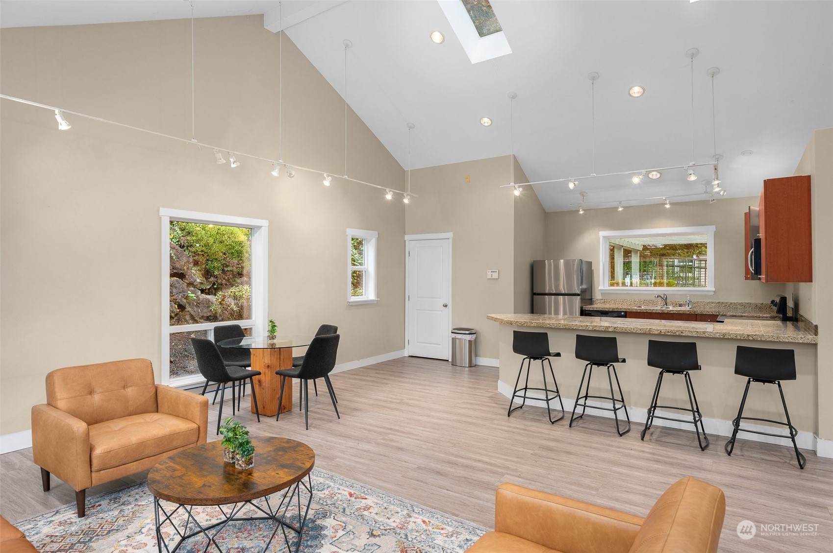 11305 NE 128th Street Unit: C102