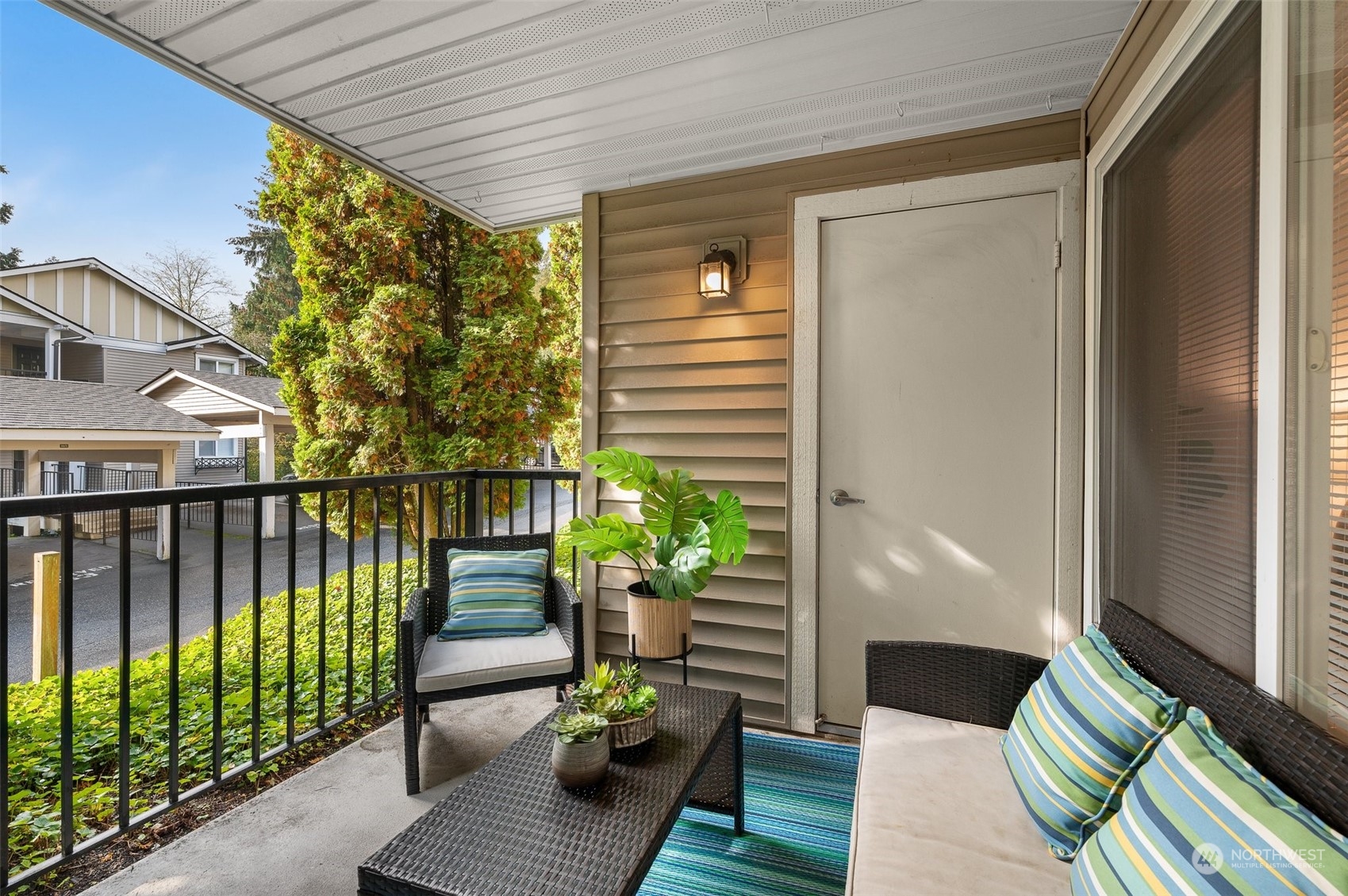 11305 NE 128th Street Unit: C102