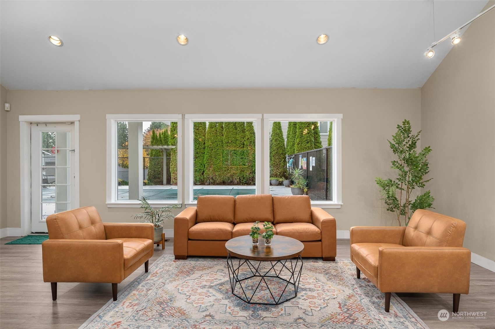 11305 NE 128th Street Unit: C102