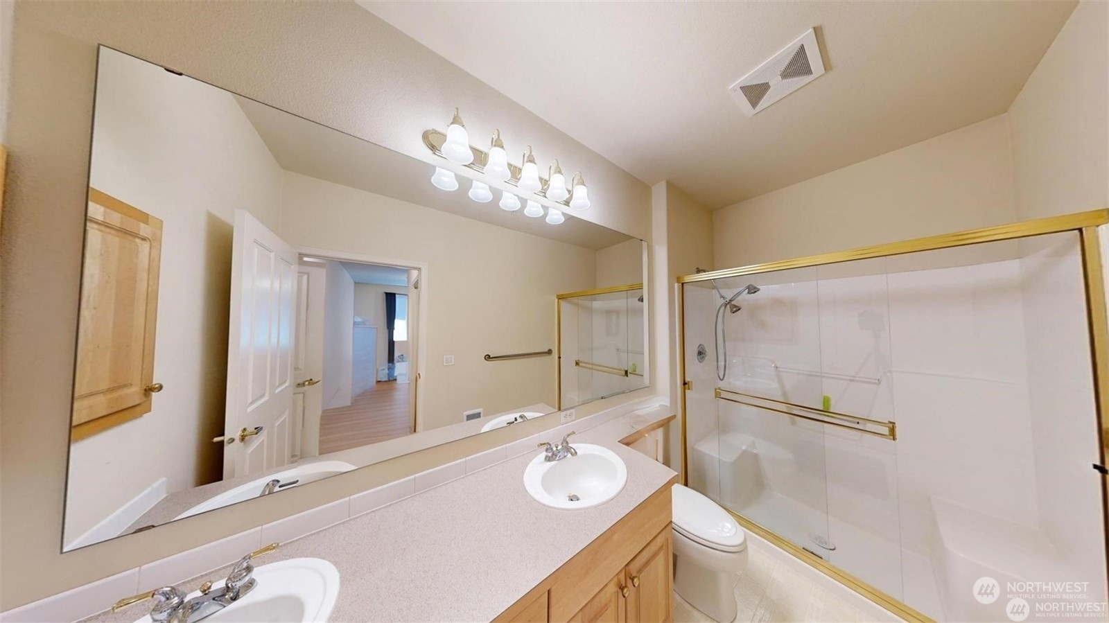 6831 NE 170th Street Unit: 305