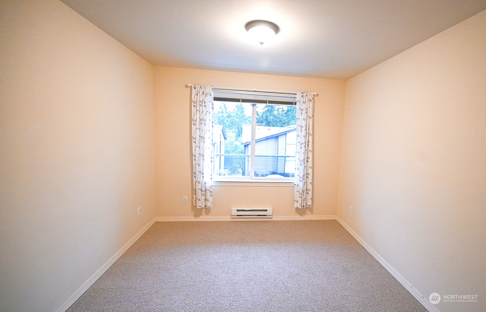 6831 NE 170th Street Unit: 305