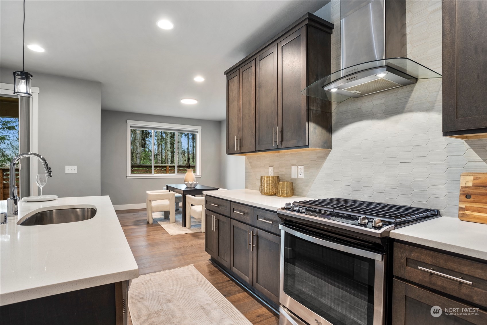 13339 Edmunds Parkway E