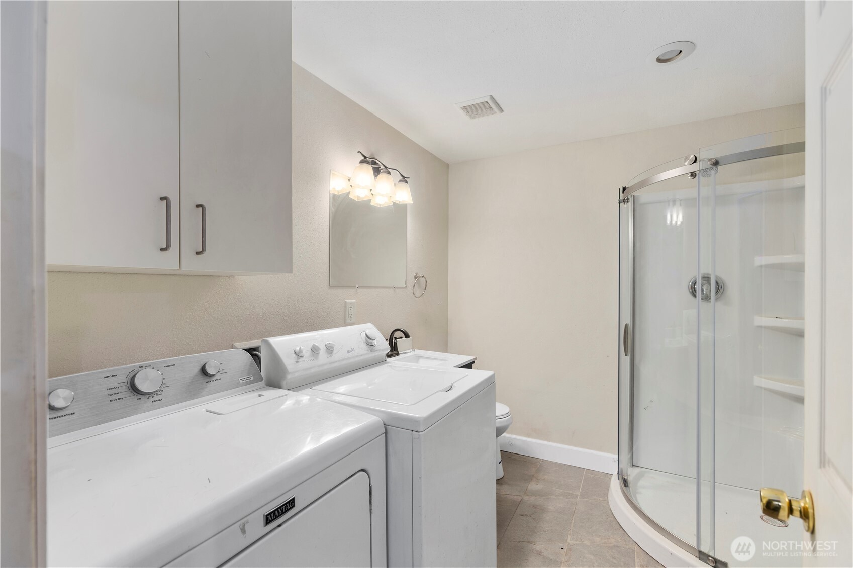 2203 Blaine Circle SE