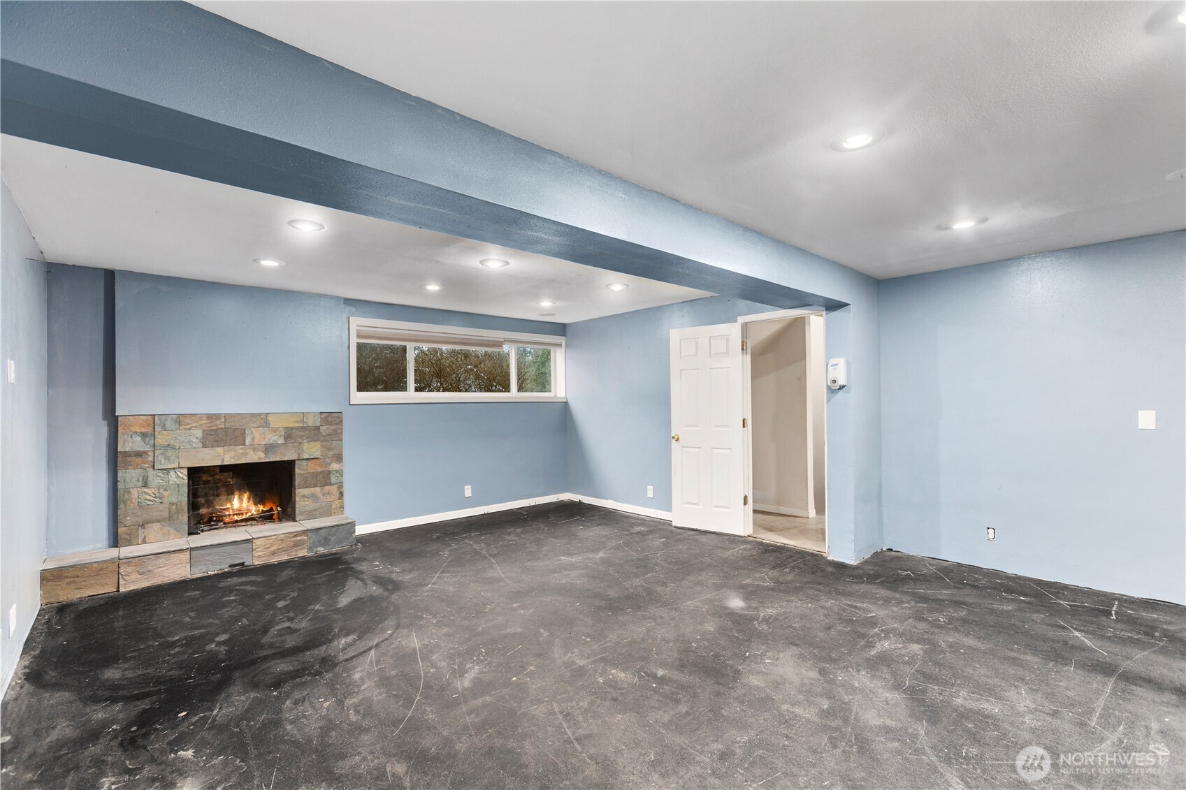 2203 Blaine Circle SE