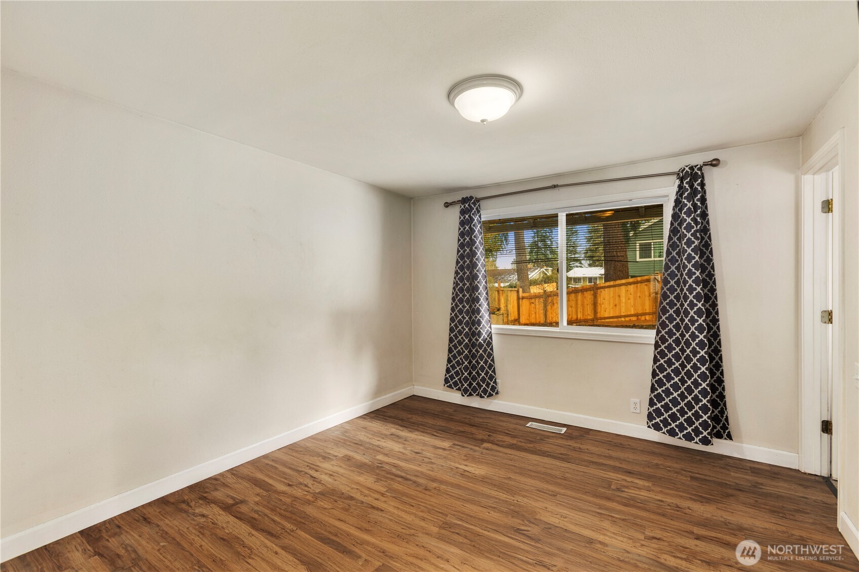 2203 Blaine Circle SE