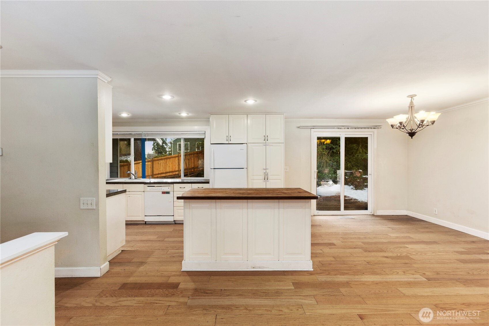 2203 Blaine Circle SE