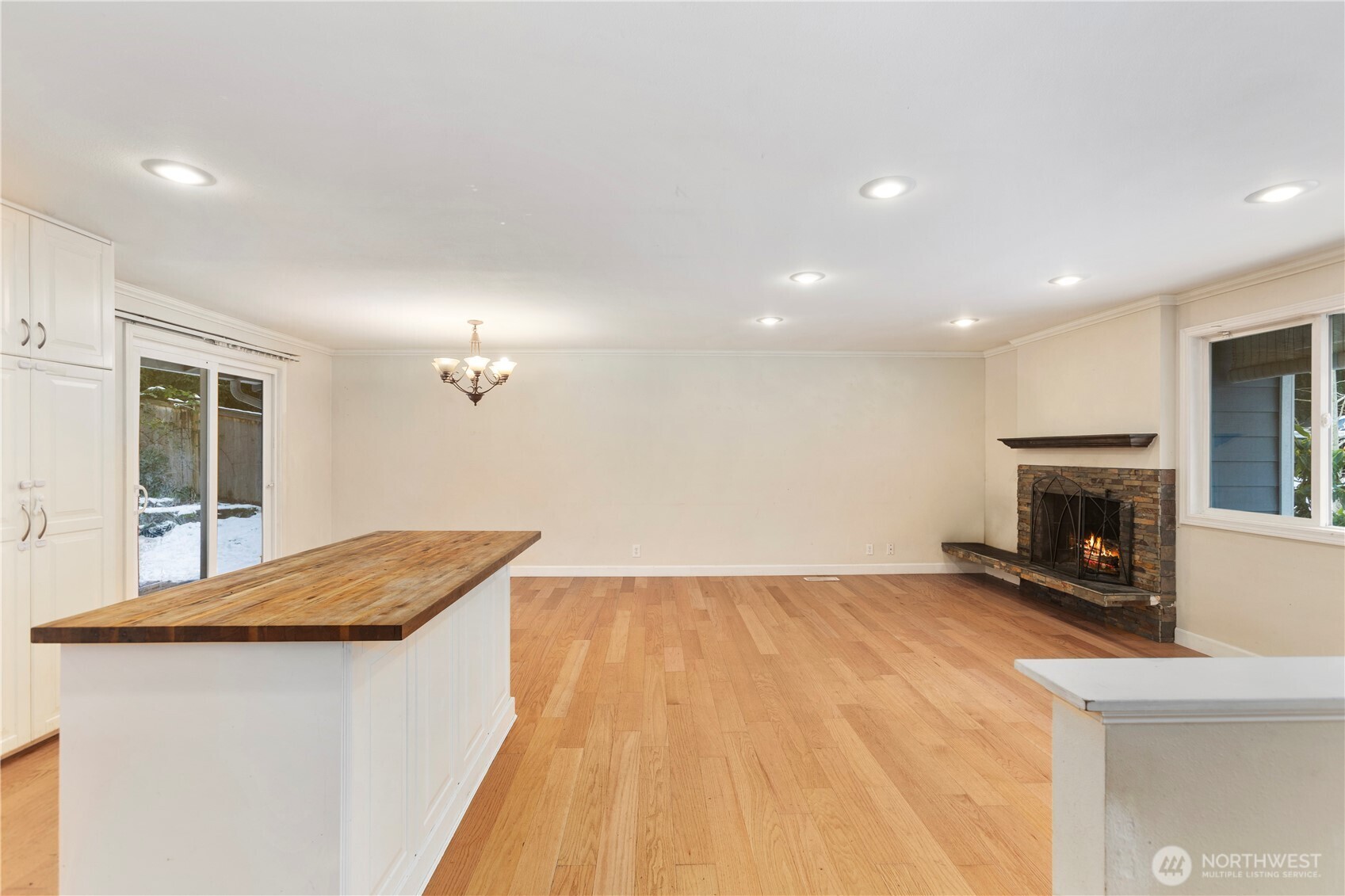 2203 Blaine Circle SE