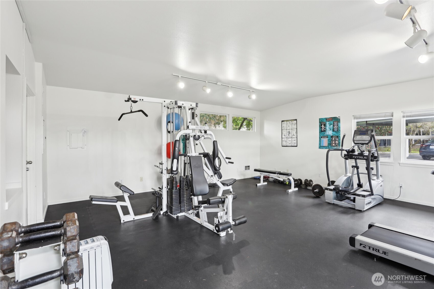 831 126th Place NE Unit: B107