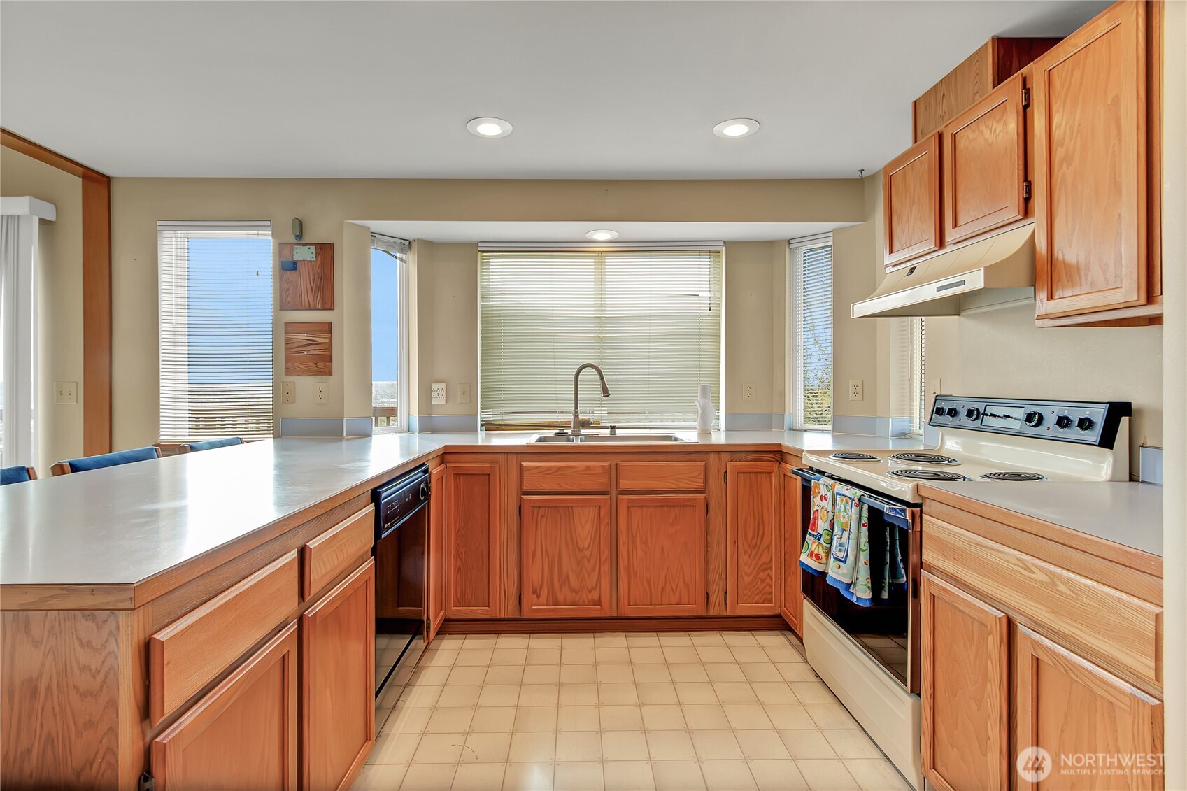 3126 Meeker Avenue NE