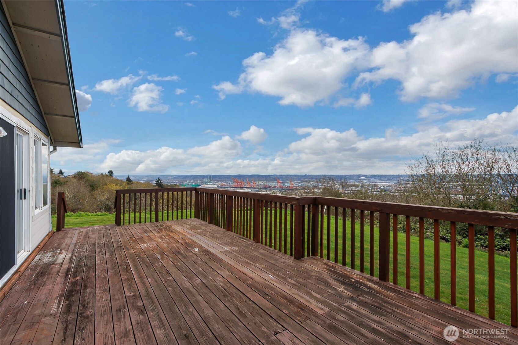 3126 Meeker Avenue NE