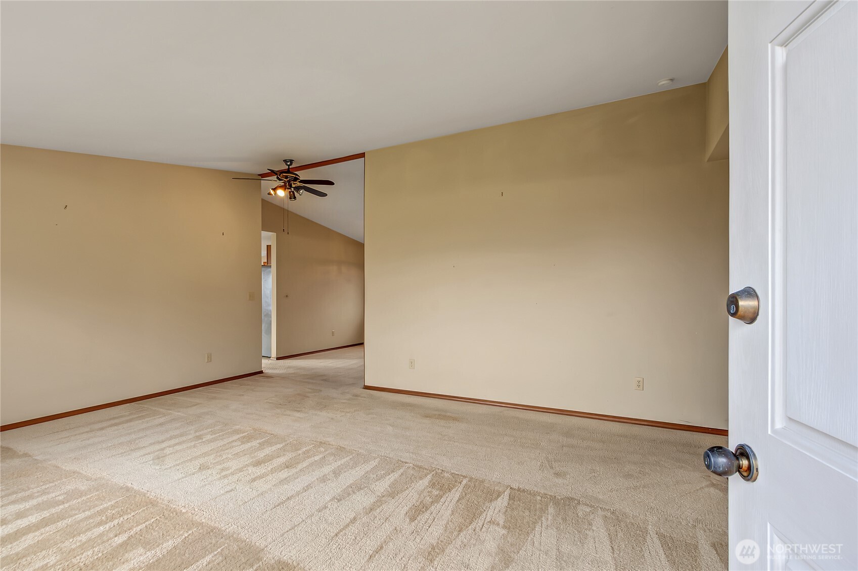 3126 Meeker Avenue NE