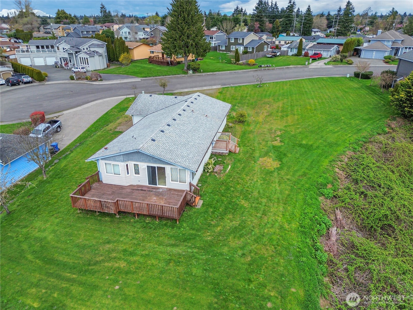 3126 Meeker Avenue NE