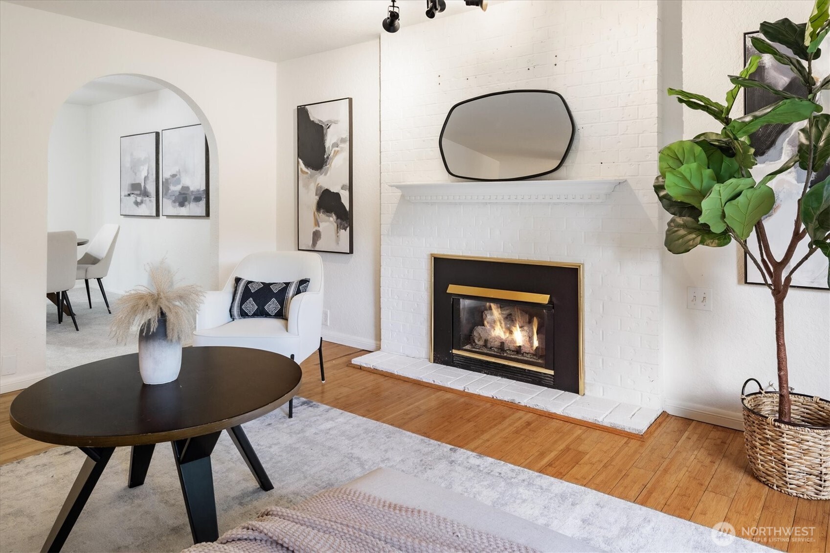 15982 176th Avenue NE