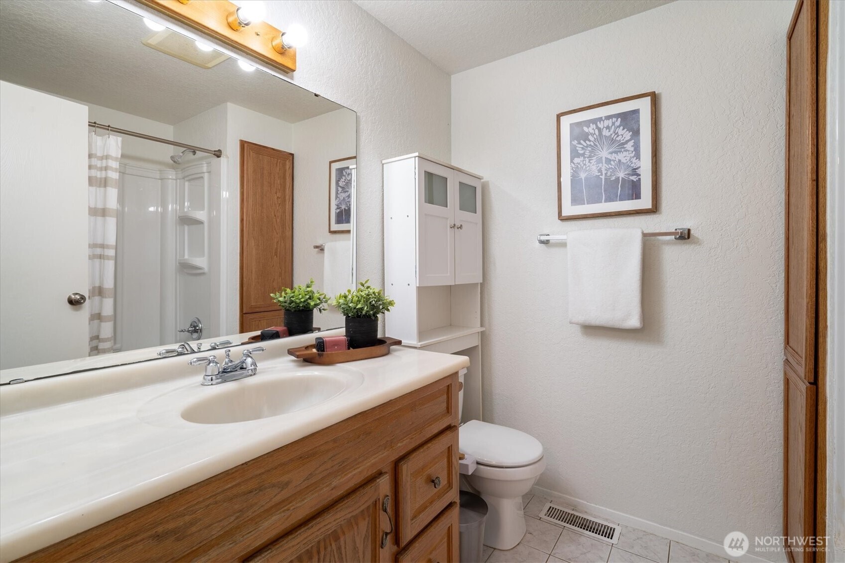 15982 176th Avenue NE