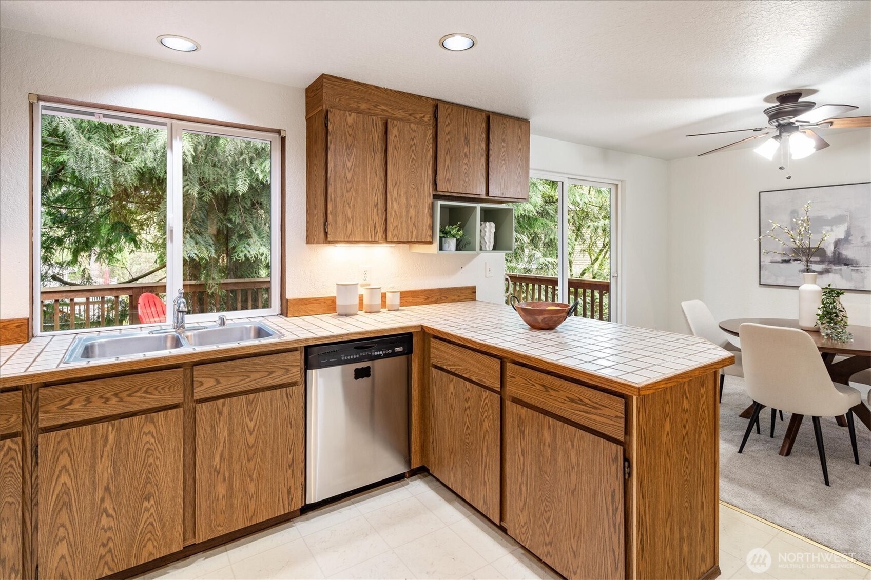 15982 176th Avenue NE