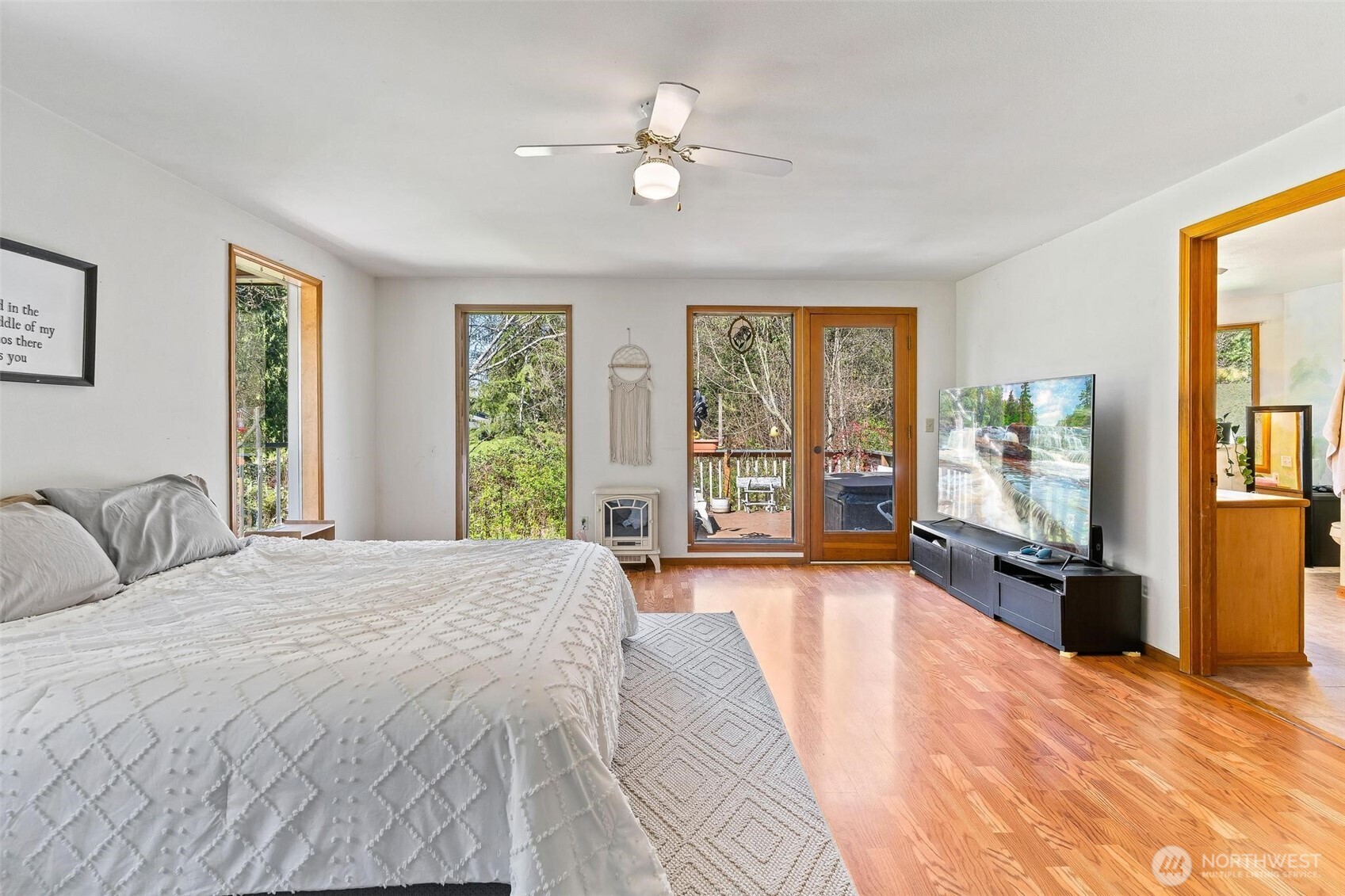 14017 66th Street NE