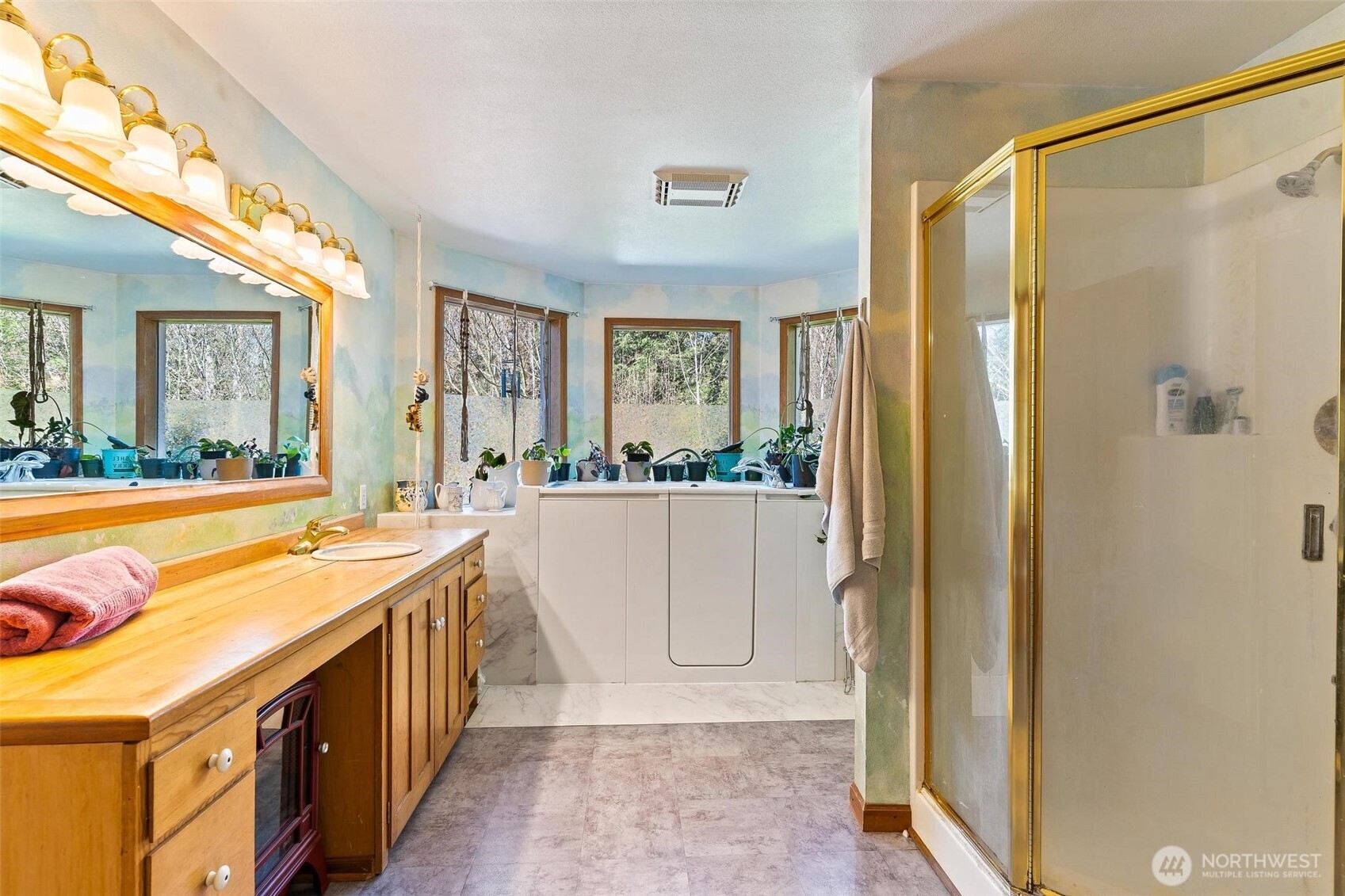 14017 66th Street NE