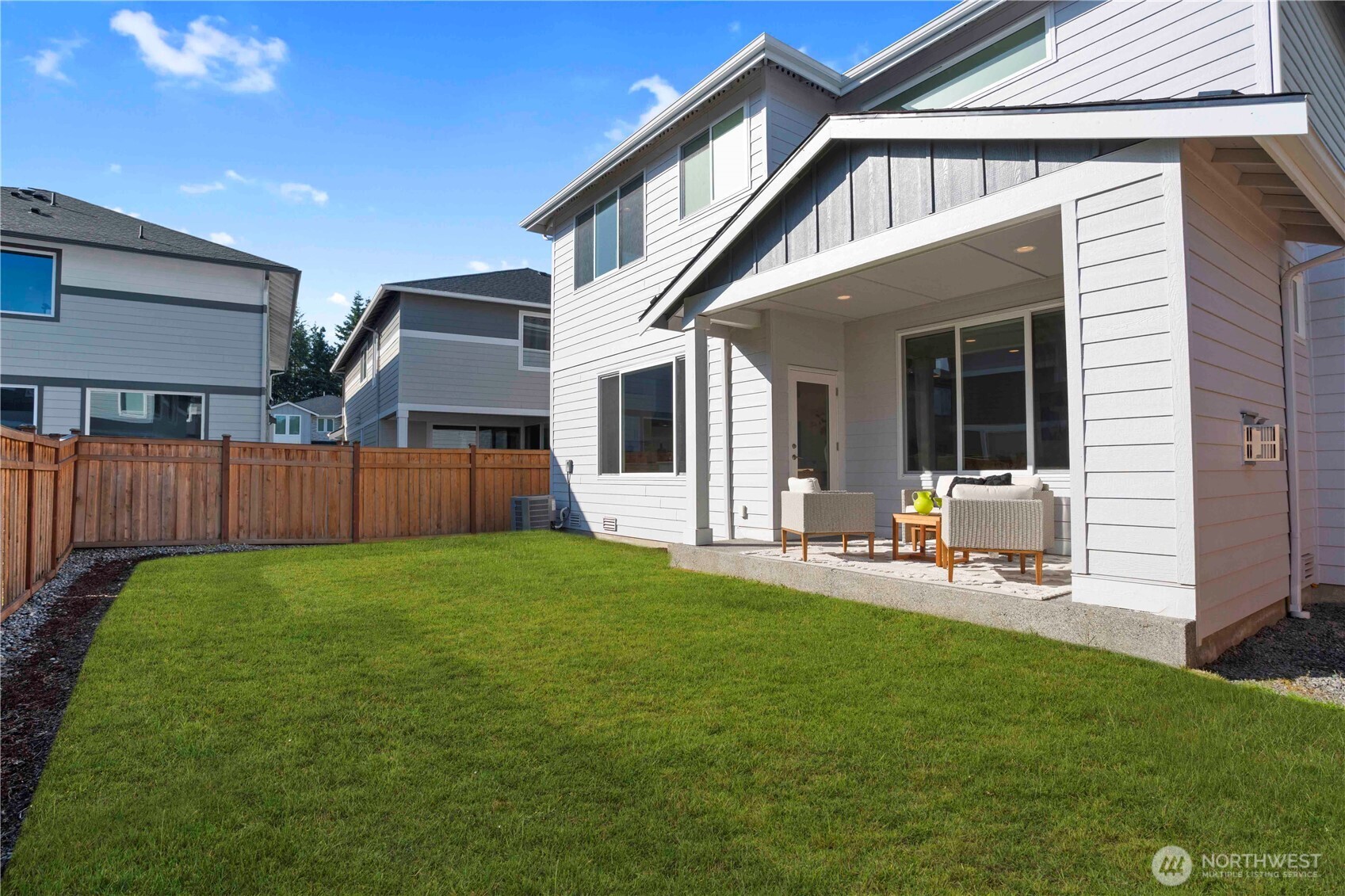 18621 135th Lane E