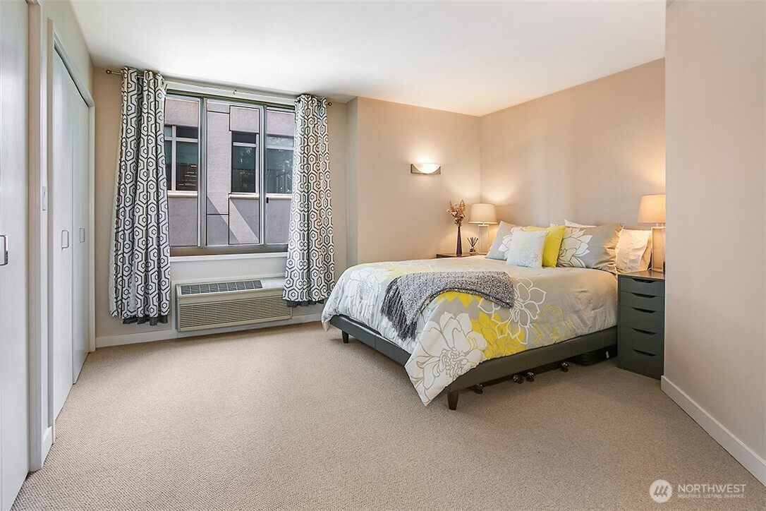 2021 1st Avenue Unit: G4