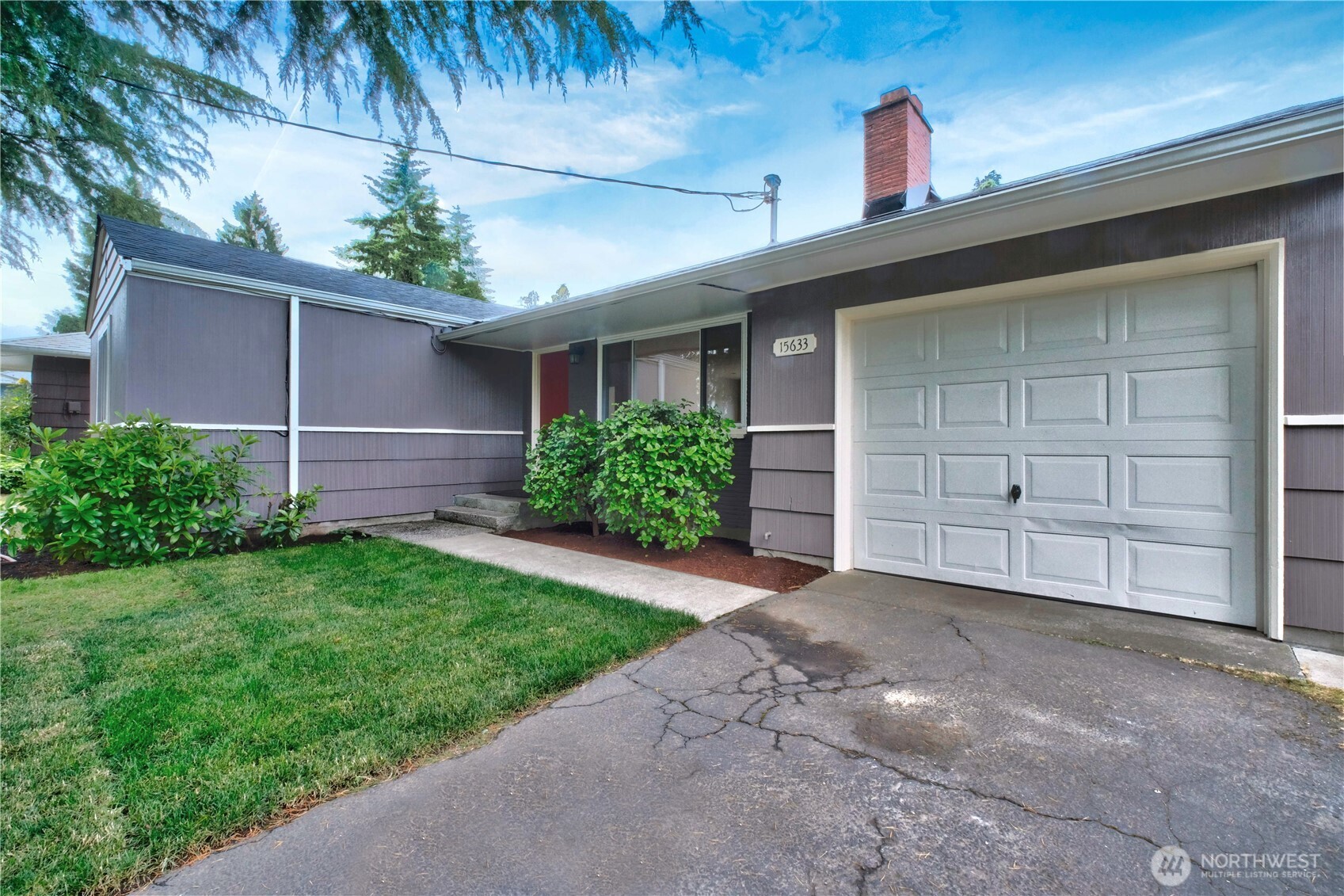 15633 18th Avenue SW