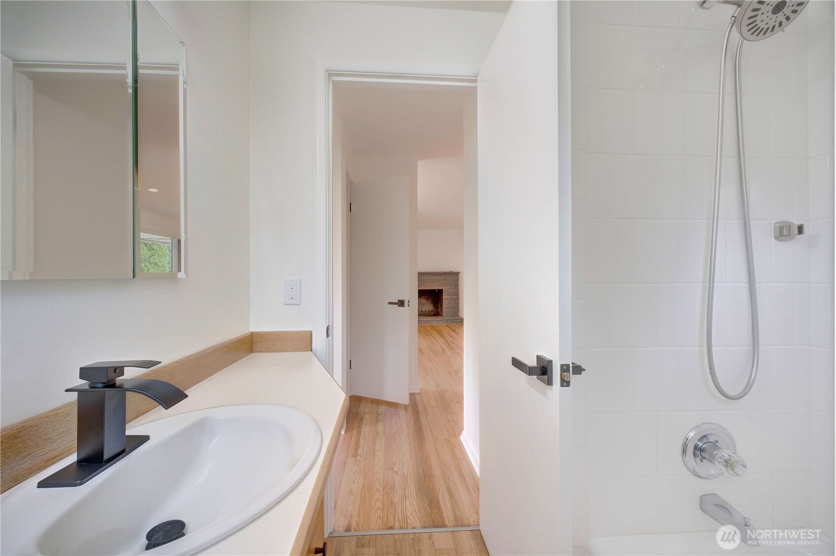 15633 18th Avenue SW