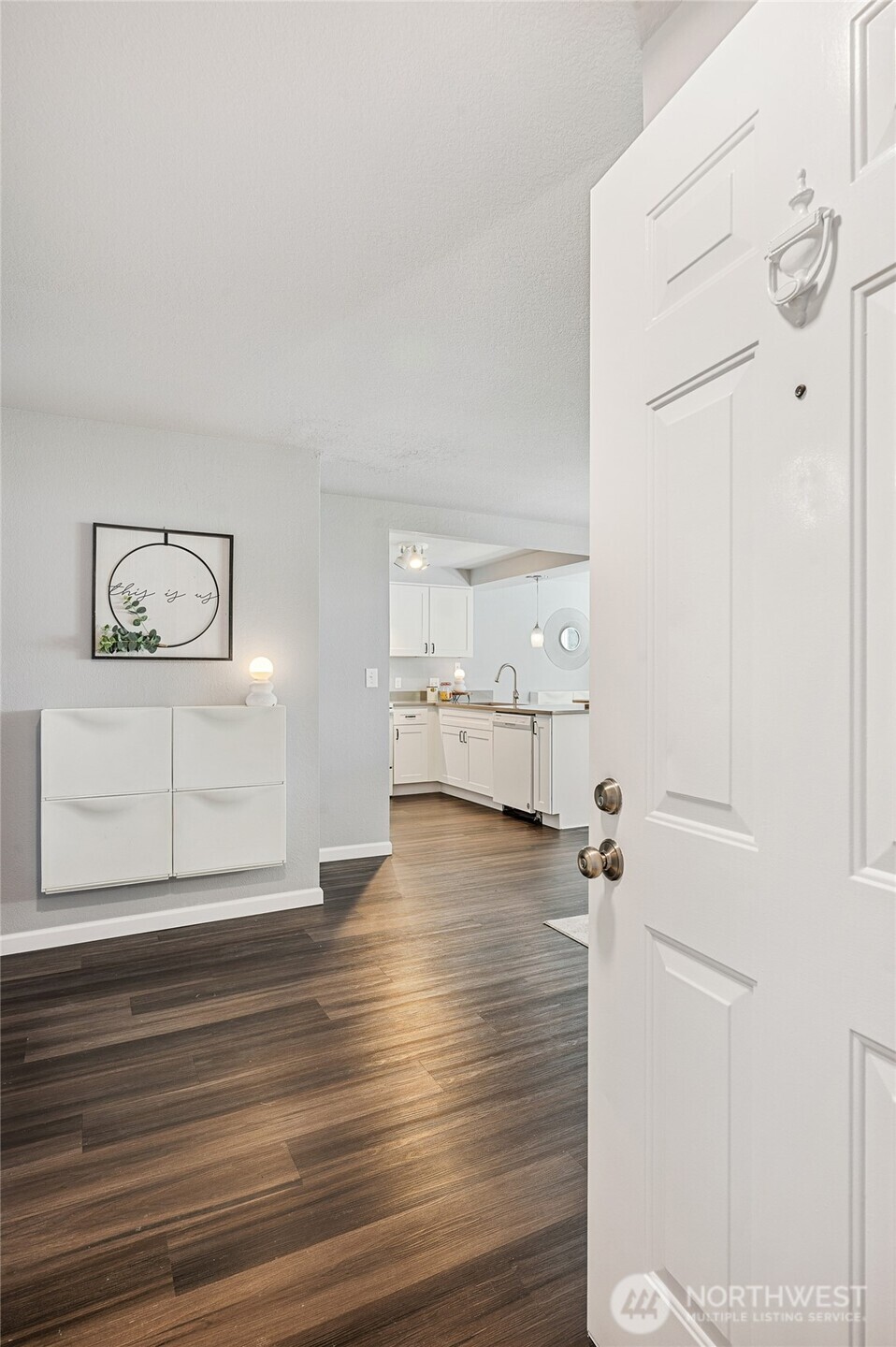 4231 NE 5th Street Unit: C101