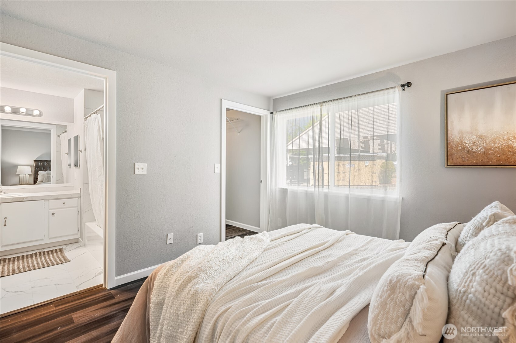 4231 NE 5th Street Unit: C101