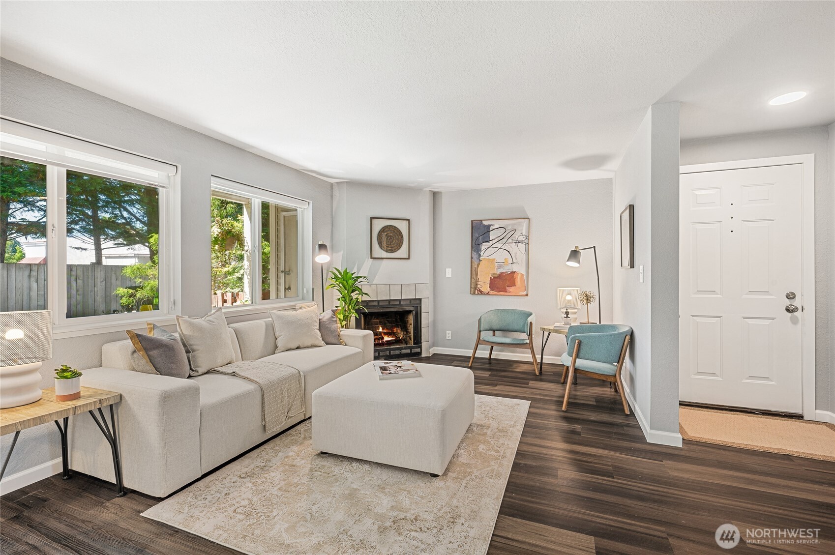 4231 NE 5th Street Unit: C101