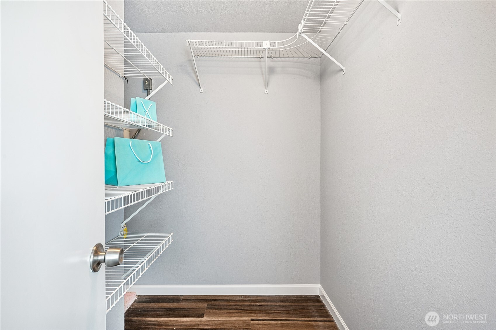 4231 NE 5th Street Unit: C101