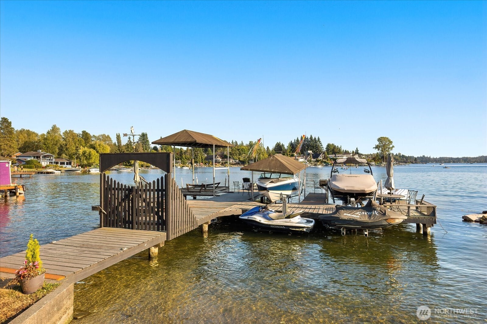 12011 N Lakeshore Drive